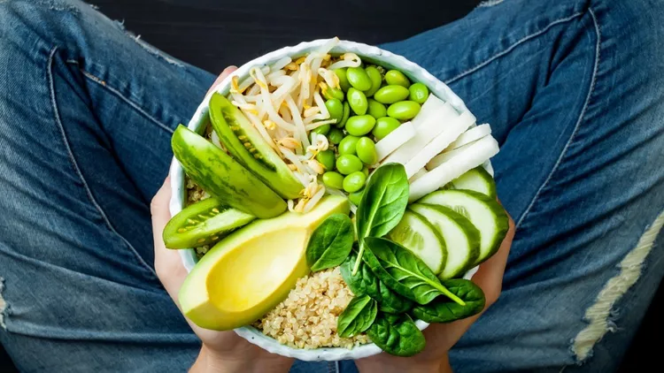 Πώς θα ενισχυθεί η προσπάθεια για απώλεια βάρους: Οι 20 τροφές που καίνε λίπος