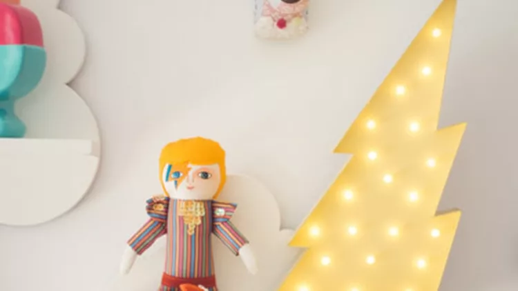 jwsigpro_cache_baa2a0f267_plush-bowie-1.jpg.pagespeed.ce.sg4_GrXcoe