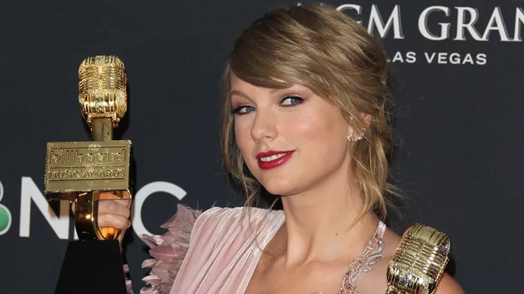 2018 Billboard Music Awards - Press Room