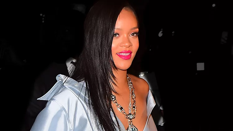 rihanna-slide1