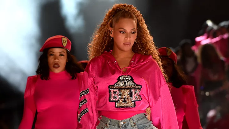 Η νέα συνεργασία της Beyoncé έχει κάτι από Coachella και την λατρεύουμε ήδη!