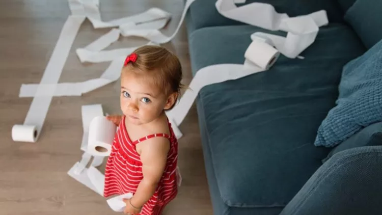 kai-ta-paidia-antrwpoi-einai-768x482 (1)