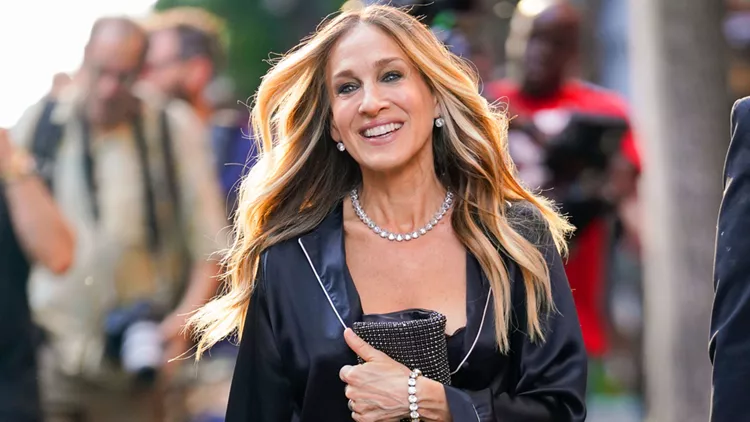 Η Sarah Jessica Parker είναι το νέο πρόσωπο της Intimissimi και το αποτέλεσμα είναι super stylish