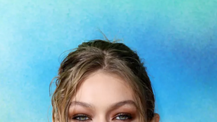 Gigi Hadid &amp; Bella Hadid arrive at the Bof 500 Gala &amp; Party at 1 Hotel Brooklyn Bridge in Brooklyn, New York
