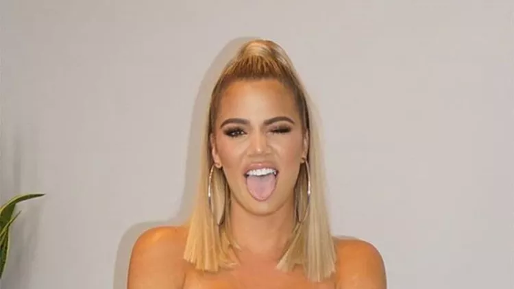 1539668854700_khloekardashian