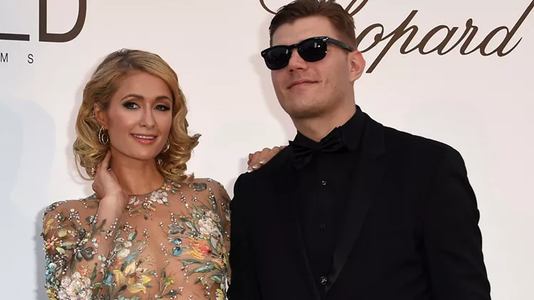 Paris Hilton Chris Zylka