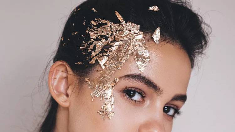 Gold make up