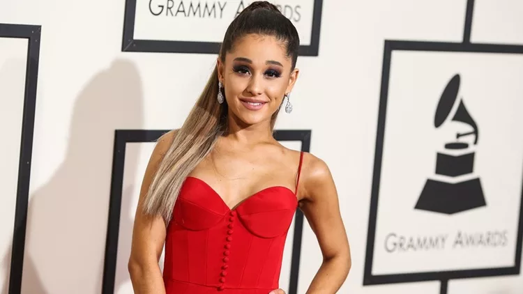 Ariana Grande arrives at the 58th Annual GRAMMY Awards