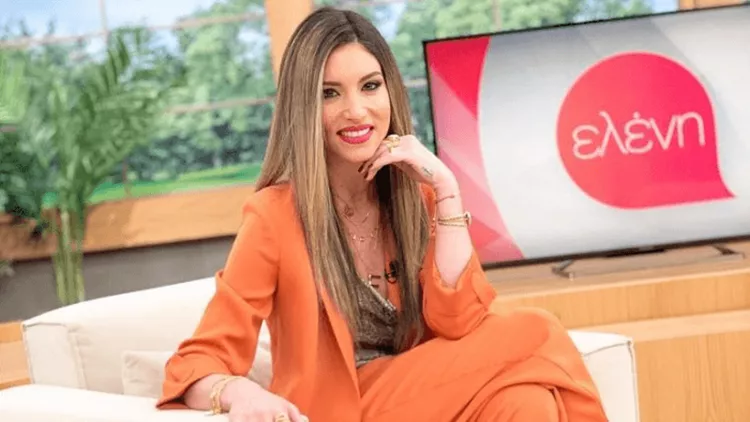Αθηνά Οικονομάκου