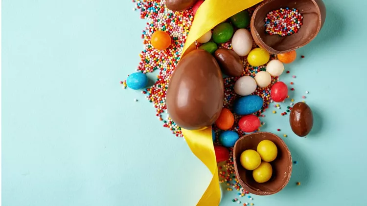 easter-chocolate-eggs-picture-id934919472