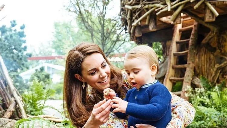 Kate Middleton - πρίγκιπας William - πρίγκιπας George - πριγκίπισσα Charlotte - πρίγκιπας Louis (6)
