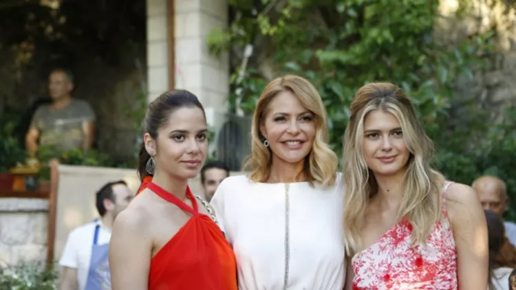 Τζένη Μπαλατσινού