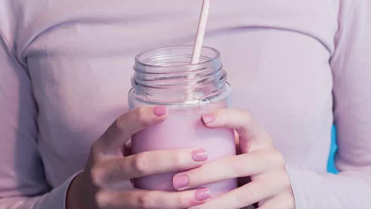 μανικιούρ μακράς διάρκειας