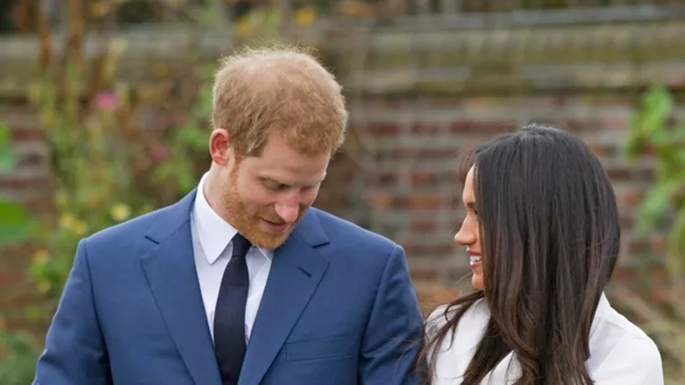 Meghan Markle &amp; Prince Harry Officially Engaged