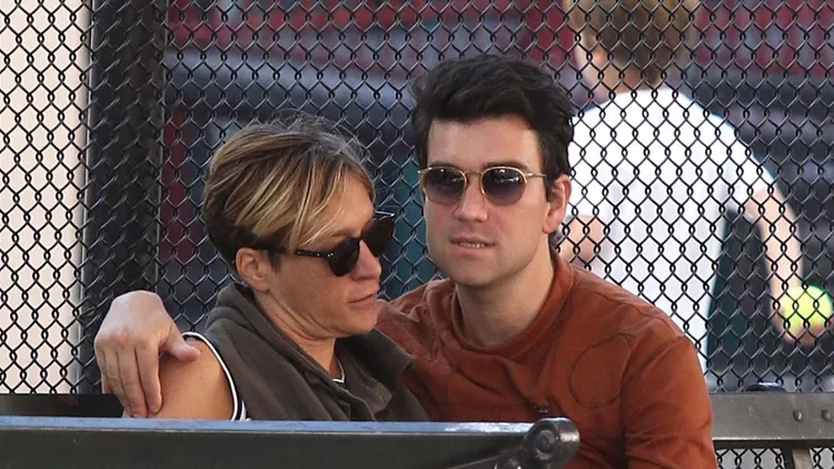 Chloe Sevigny Sports A Pixie-Cut And Shows Some PDA While Sitting On A Park Bench With Unidentified Boyfriend In New York City