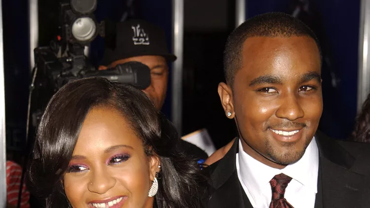 Bobbi Kristina Brown Dies At 22