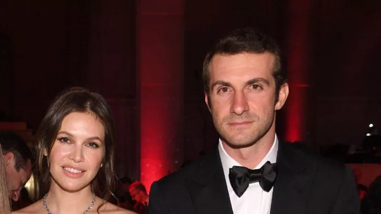 niarhos-proin-ampramovits-arravonas