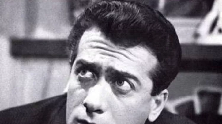 Αλέκος Αλεξανδράκης