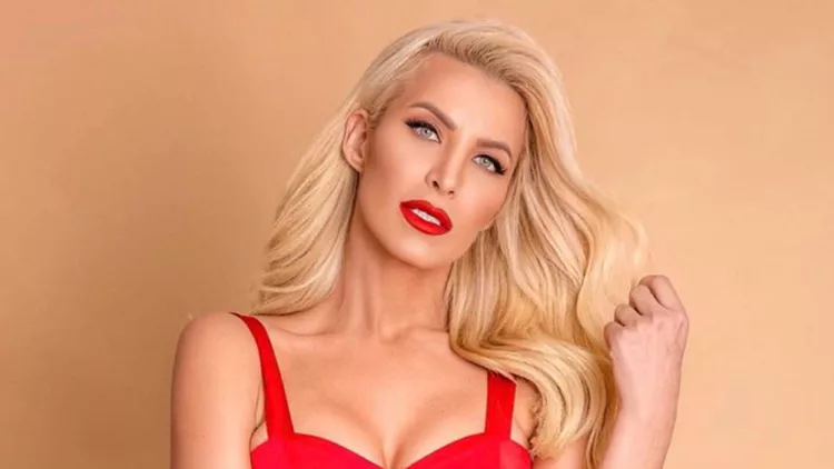H Katerina Kainoyrgioy Moirasthke Kapoia Poly Eyxarista Nea Celebrities Eidhseis