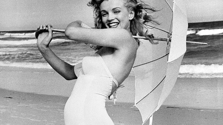 Never-seen-before Marilyn Monroe pictures up for auction