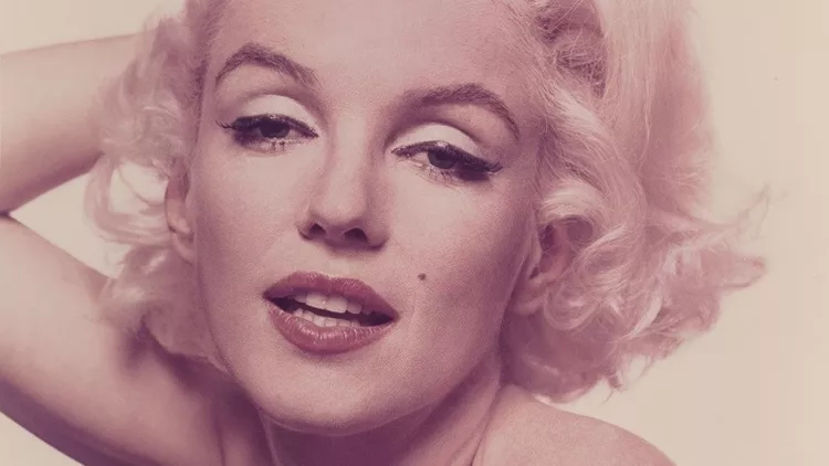 Rare set of Marilyn Monroe photos from last shoot up for sale.