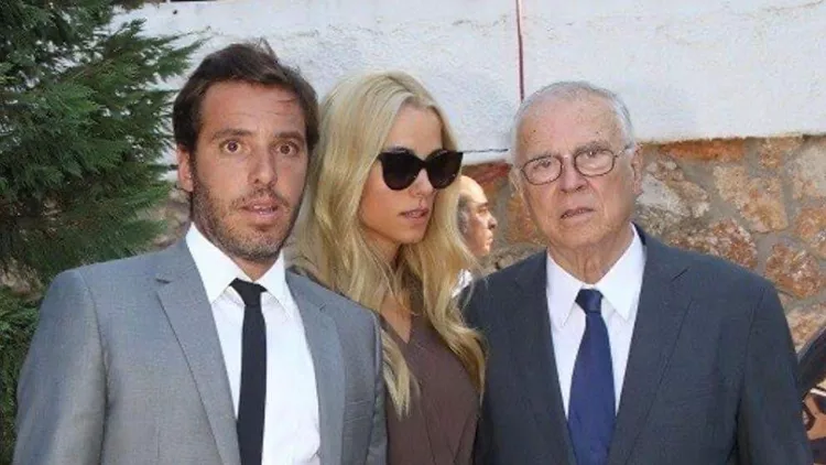 1F0B5F30-E79C-4310-A685-C664D07418F6