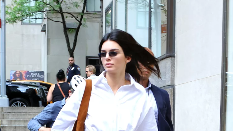 Kendall Jenner + sneakers + Manhattan