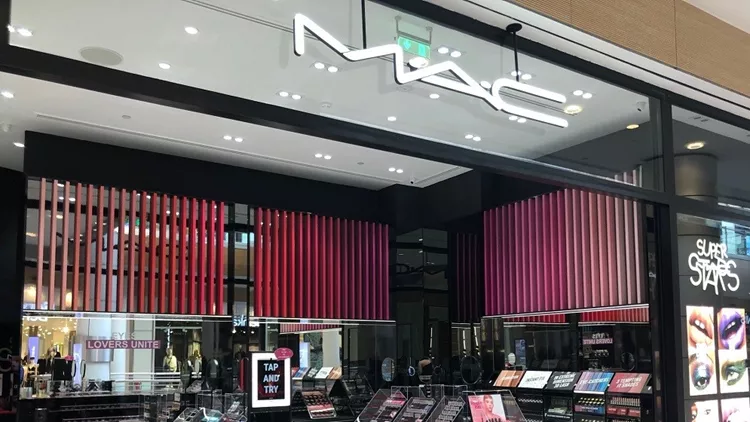 MAC Cosmetics Concept Store @ The Mall Athens (3)