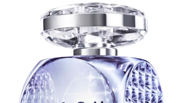 Flash by Jimmy Choo: Το νέο άρωμα των stars!