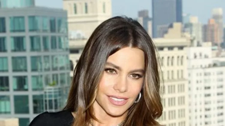 Η Sofia Vergara έγινε ξανθιά