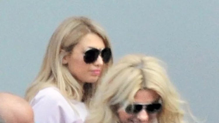 Ελένη Μενεγάκη - Κωνσταντίνα Σπυροπούλου: Τυχαία συνάντηση στο studio του Alpha