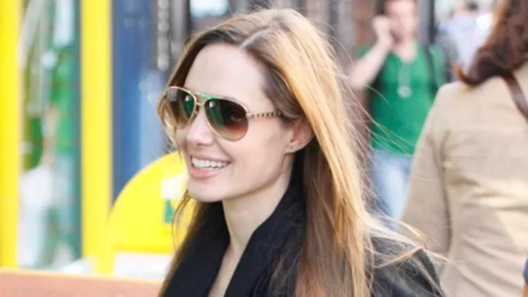 jolie