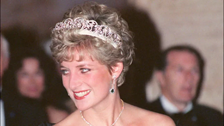 Vintage αξεσουάρ της πριγκίπισσας Diana σε δημοπρασία