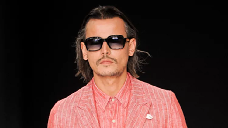 Ο Johnny Depp σε ρόλο μοντέλου
