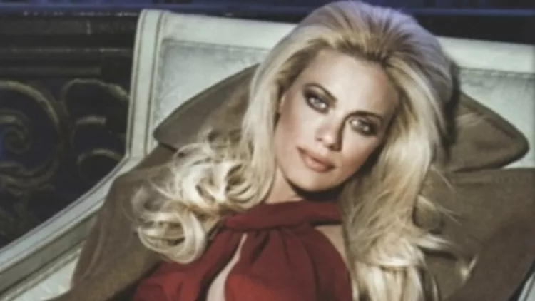 Ζέτα Μακρυπούλια 