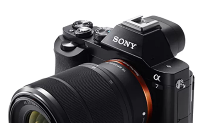 Η νέα φωτογραφική μηχανή α7 της Sony