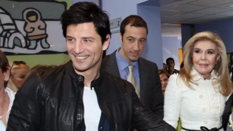 sakis_rouvas_cardigans