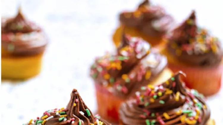 Cupcakes & Μπισκότα από την Αργυρώ Μπαρμπαρίγου
