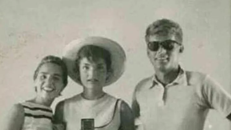 Vintage selfie από την Jackie O