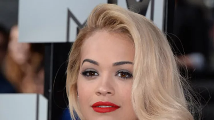 Θα είναι η Rita Ora το επόμενο πρόσωπο του οίκου Roberto Cavalli;