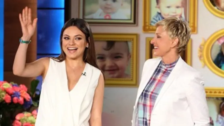 H Mila Kunis μιλάει για την εγκυμοσύνη της στην Ellen