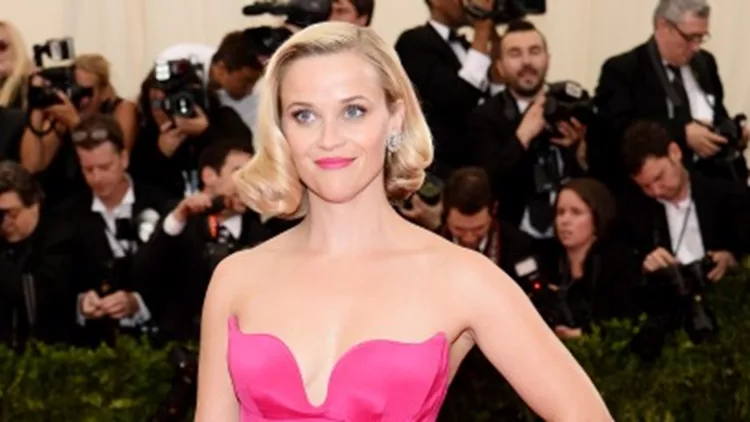 Η Reese Witherspoon δεν μπορεί να προφέρει το όνομα της Cara Delevingne