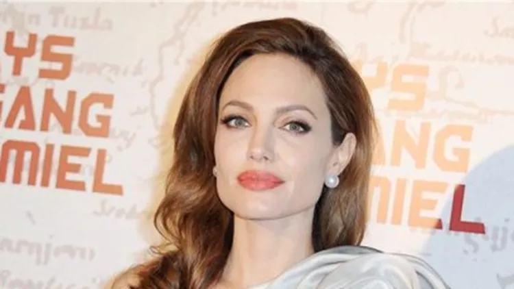 angelinajolie