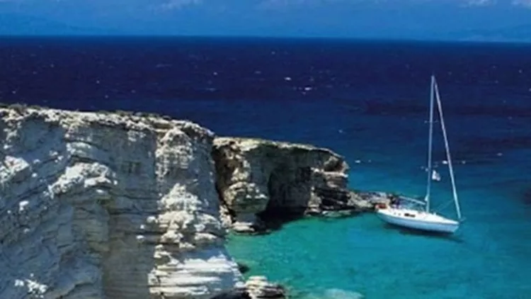 Ελληνικά τα 10 από τα 30 δημοφιλέστερα νησιά για το καλοκαίρι 