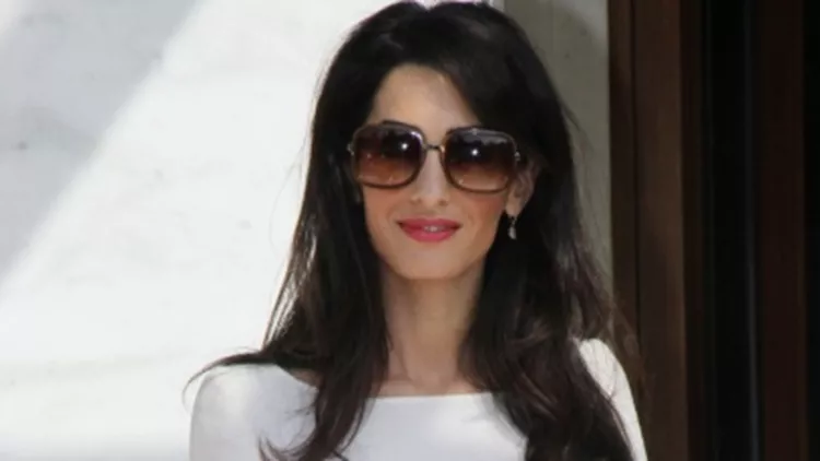 Amal Alamuddin: Η δεύτερη εμφάνισή της στην Αθήνα