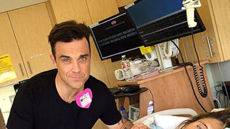 ΒΙΝΤΕΟ: Είναι ο Robbie Williams ο καλύτερος μπαμπάς της showbiz ή μήπως όχι;
