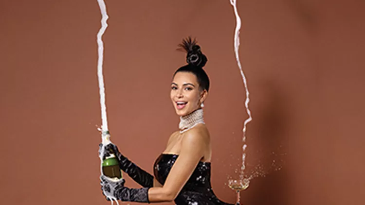 H Kim Kardashian γυμνή και σέξι