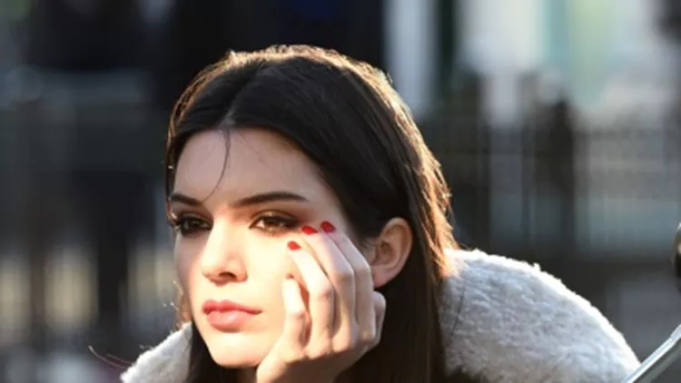 Η Kendall Jenner είναι το νέο πρόσωπο της Estée Lauder 