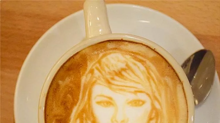 Latte Art: Celebrities να τους πιεις στο...ποτήρι