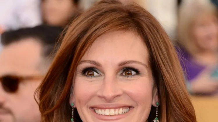 H Julia Roberts γίνεται ξανά 'Pretty Woman' μαζί με τον James Corden